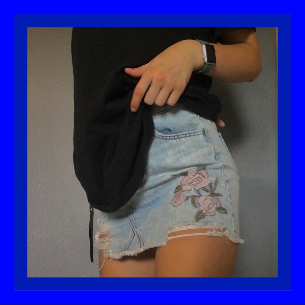 Hollister Flower Ripped Denim Miniskirt